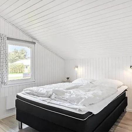 Bl1486-saltum-ornebjergvej-4 *